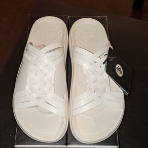 Malibu White Rivera Sandals 9M 11W